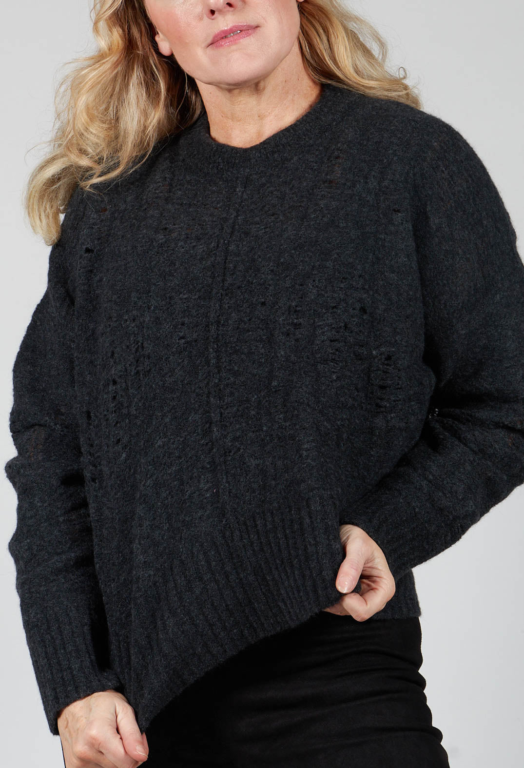 Distressed Top in Graphite