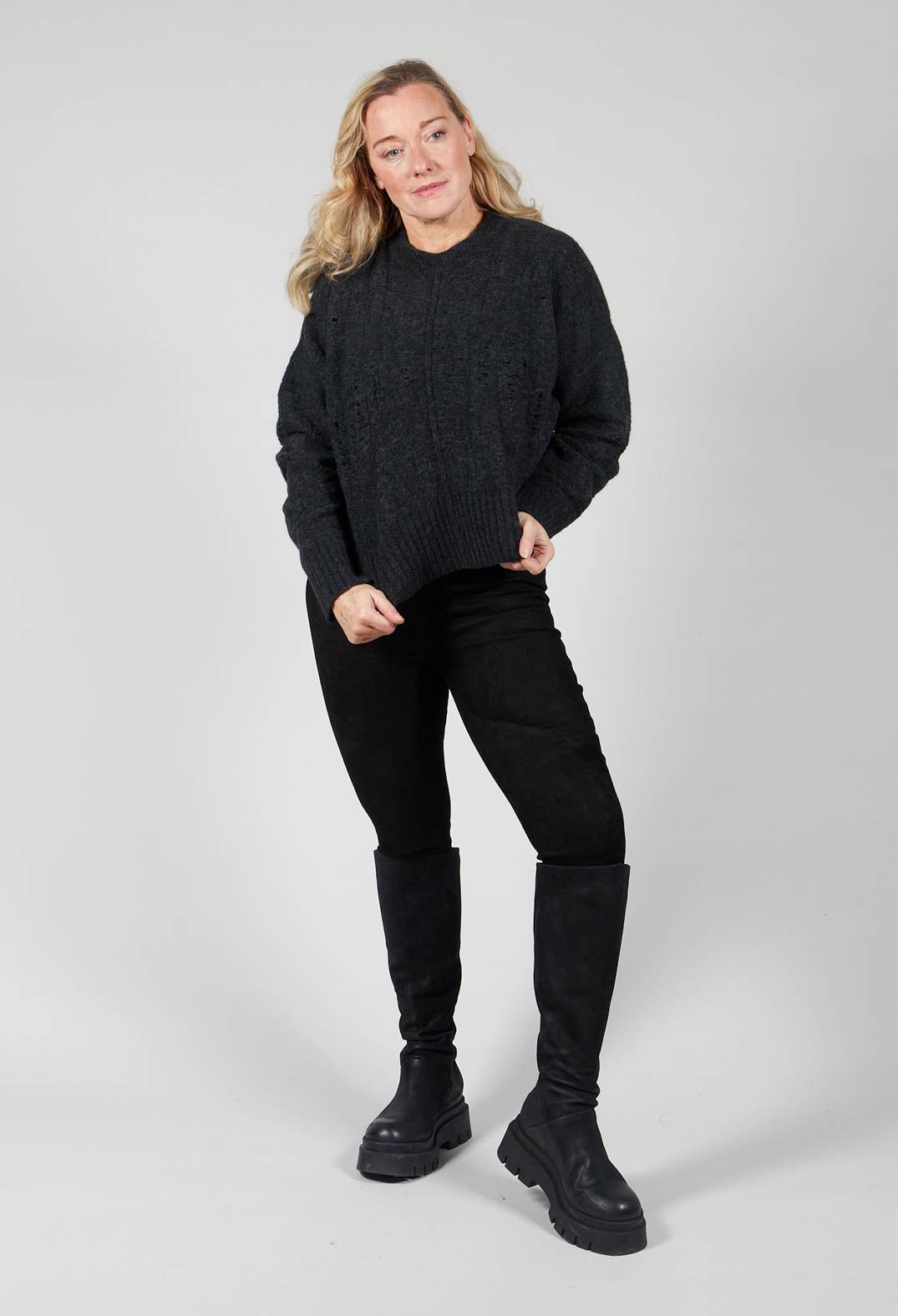 Distressed Top in Graphite