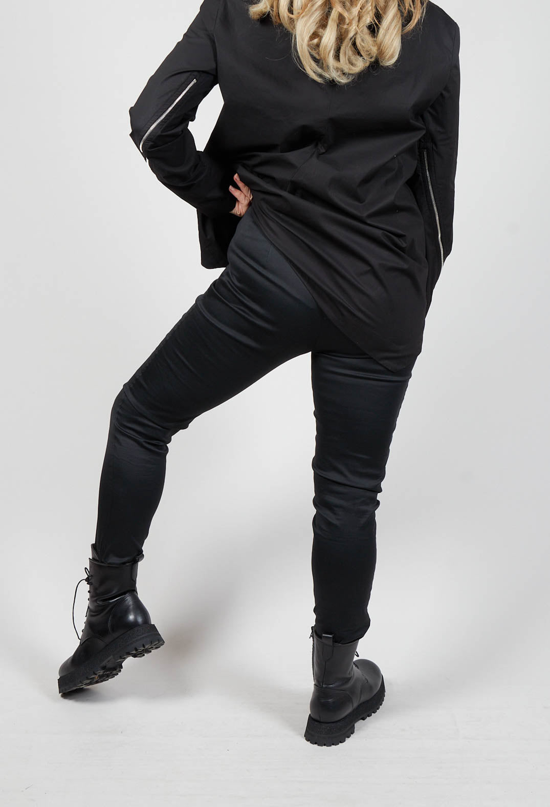 Straight Leg Trousers in Black