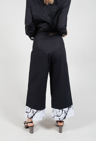 Wide Leg Contrast Trousers in Haruna Black / Print Gaia