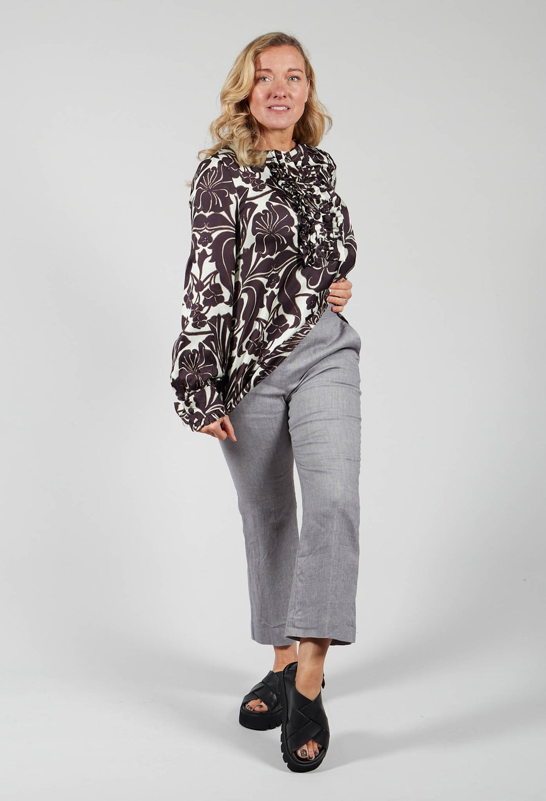 Diagonal Trousers in Medium Grey