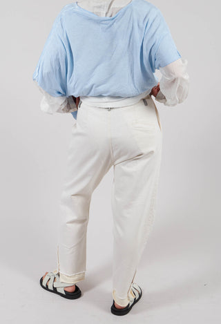 Distressed Jeans in Original