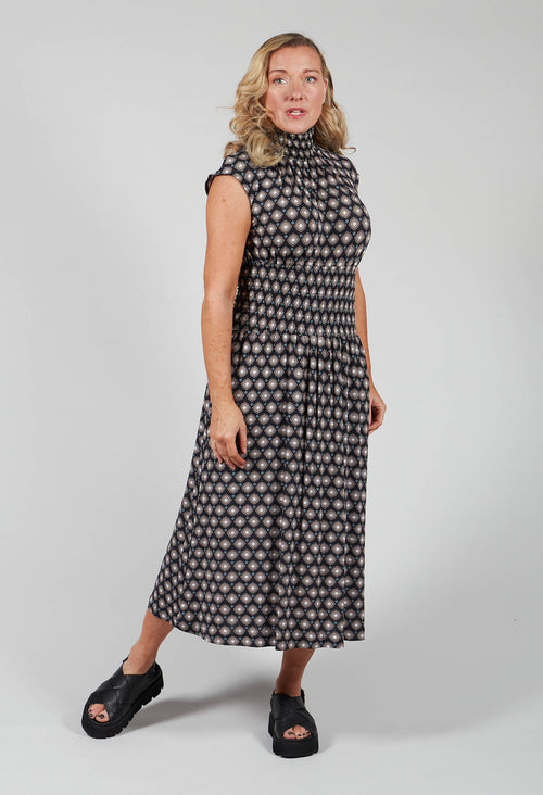 Dress in Nero Beige