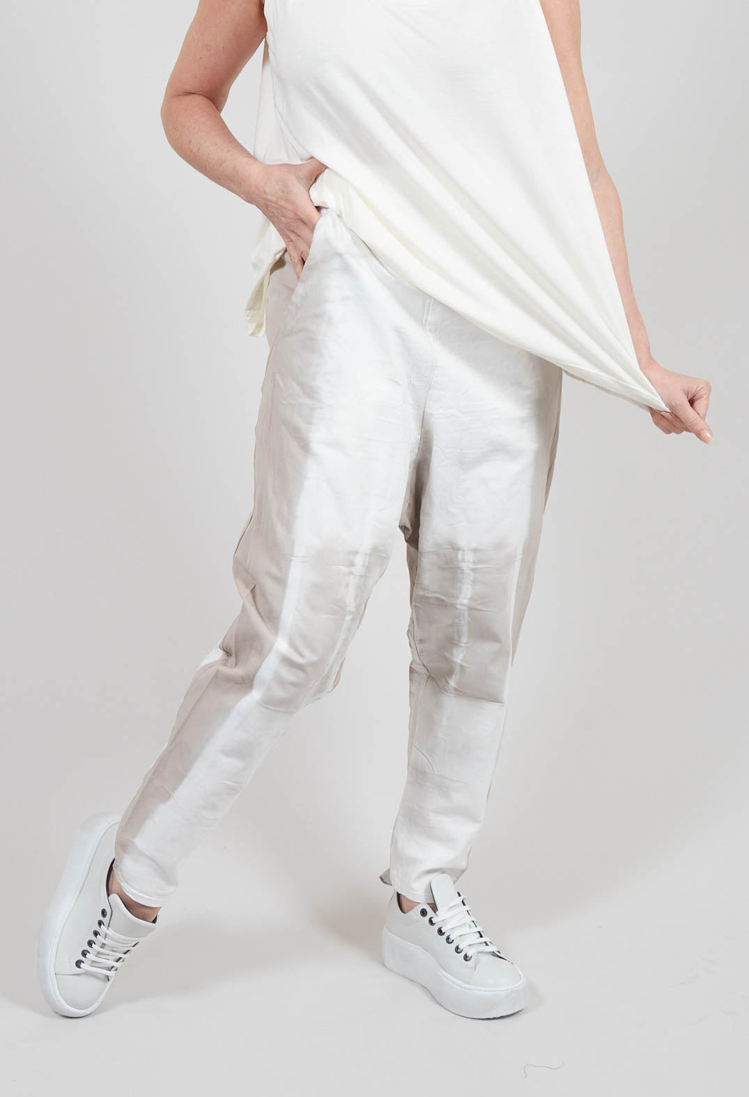 Gelder Trousers in Kiesel Beige