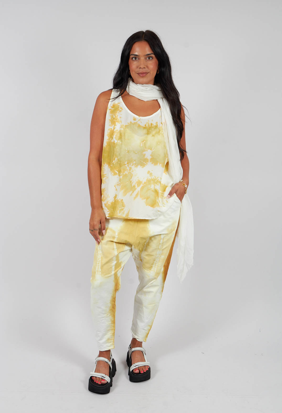 Gelder Trousers in Leo Yellow