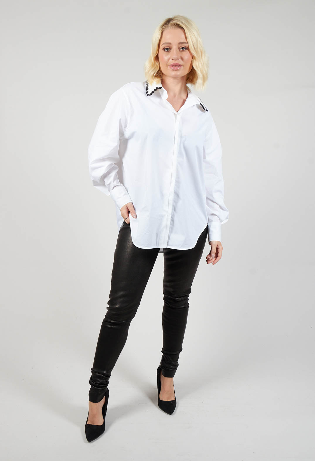Poplin Cotton Shirt with Knitted Collar in White