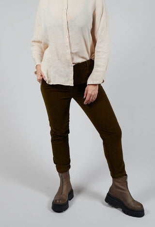 Straight Leg Trousers in Oliva