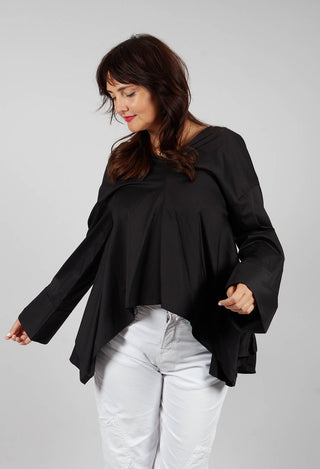 V-Neck Tailored Top in Nero