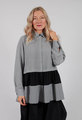 Pleated Hem Shirt in Black and White