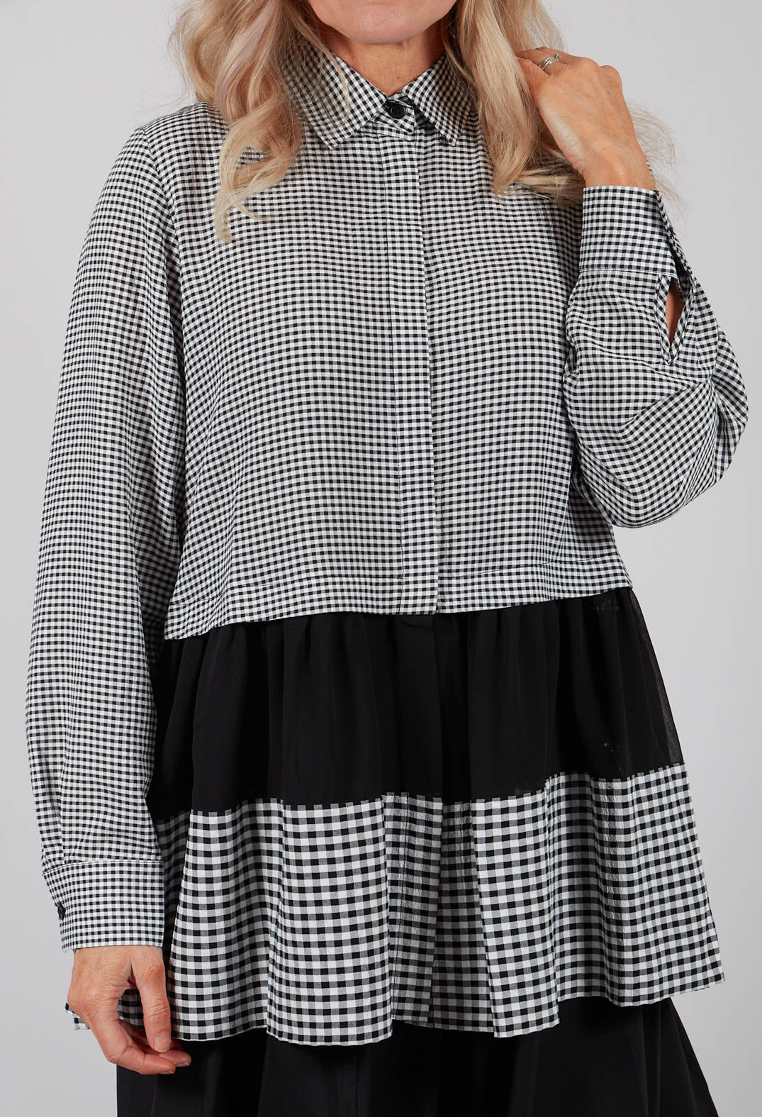 Pleated Hem Shirt in Black and White