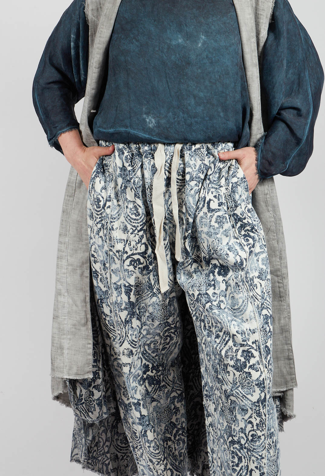 Relaxed Fit Trousers in Antique White