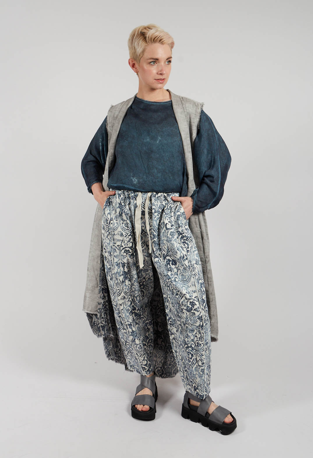 Relaxed Fit Trousers in Antique White