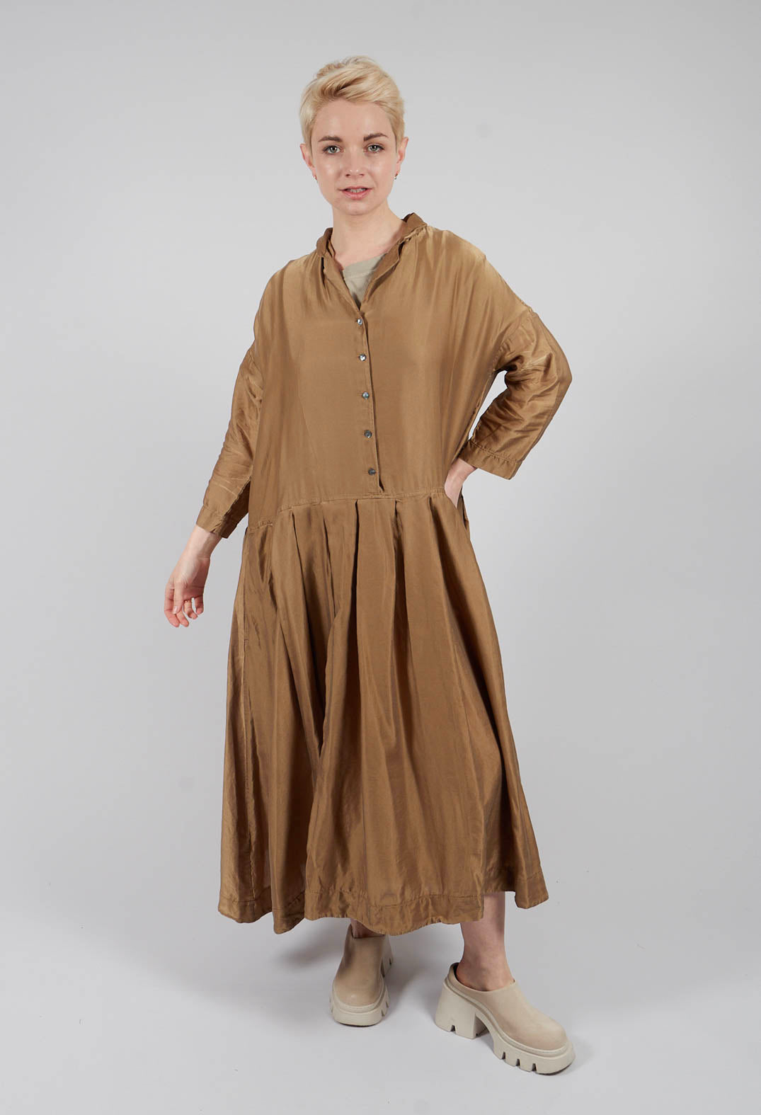Pleated Collar Dress SC in Gold