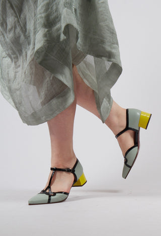 Janey T-Bar Pointed Mid Heel in Jade