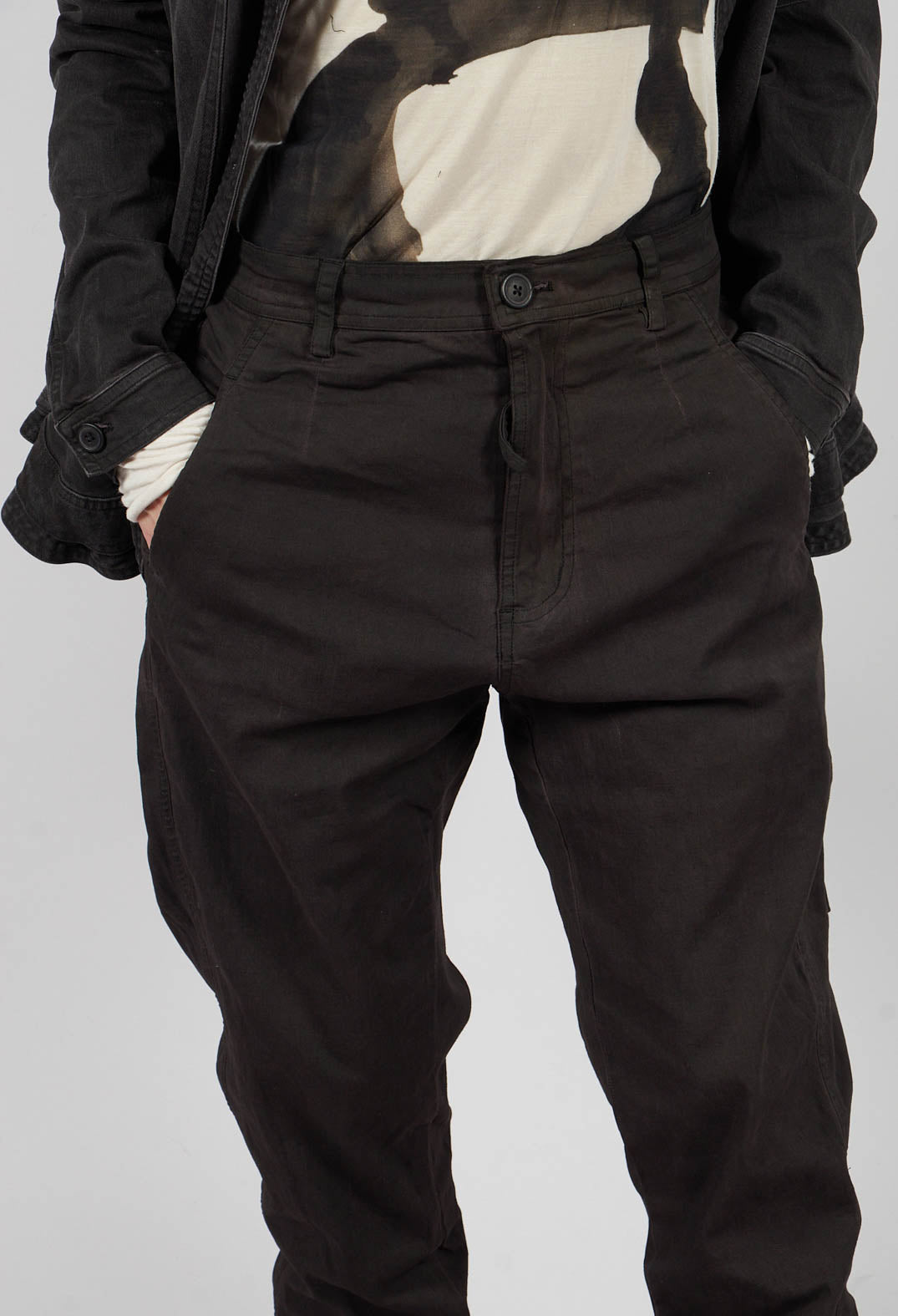 Slim Leg Trousers with Belt in Turf Wash - 1070101
