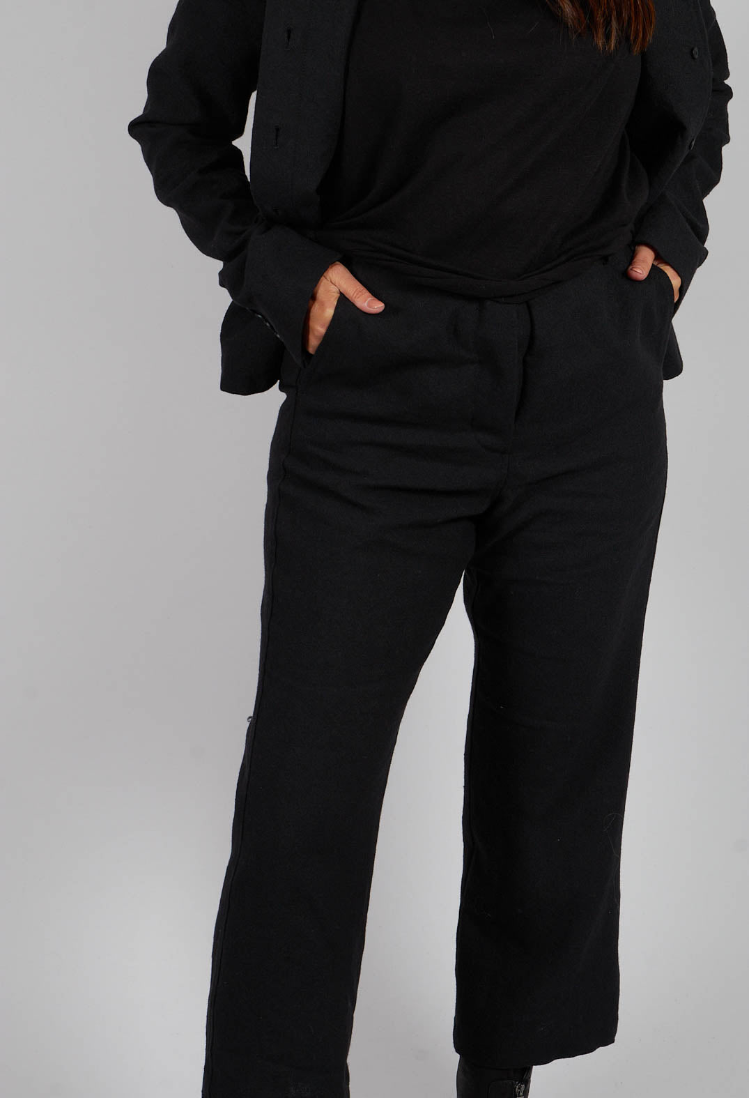Straight Leg Trousers with Belt in Black - 1190104
