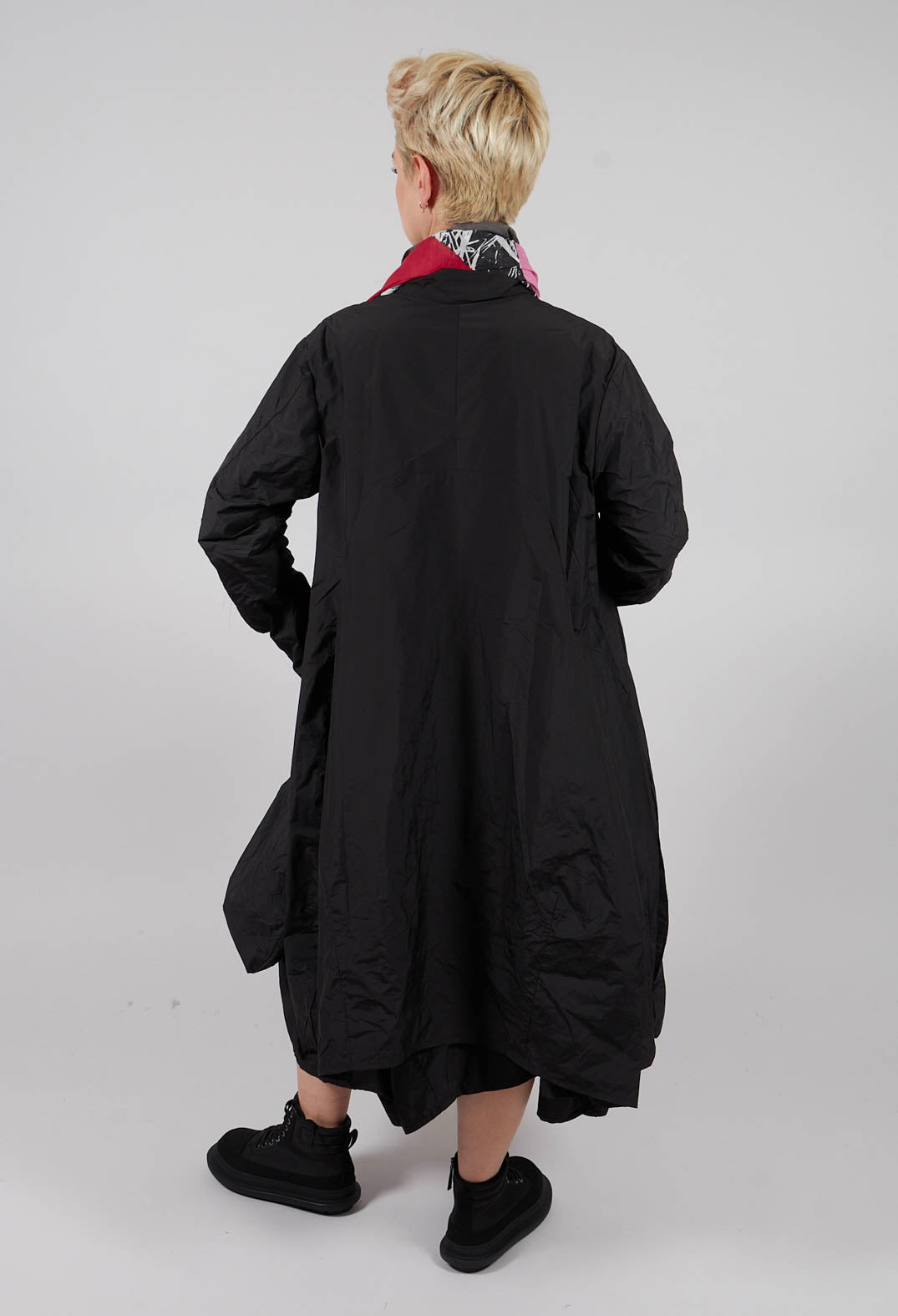 Shirt Dress with Tulip Hem in Black - 3300906