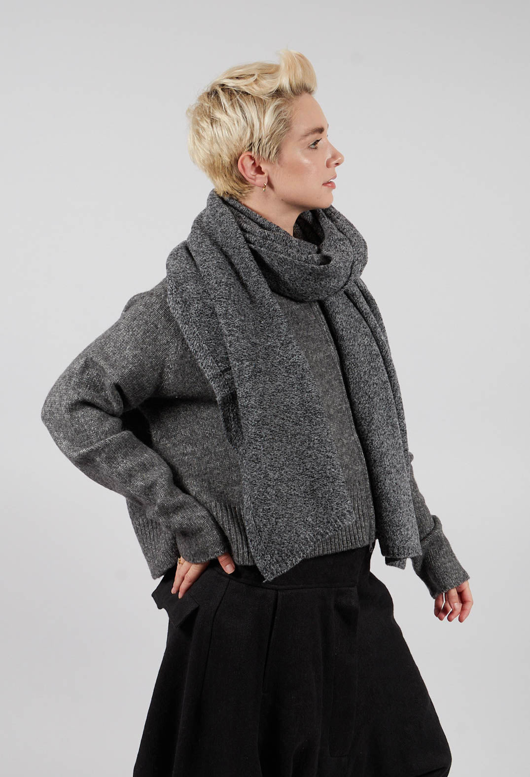 Oversized Knitted Scarf in Dark Grey - 3317705