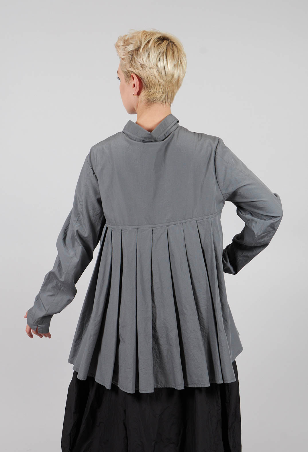 Cotton Shirt with Pleated Back in Dark Grey - 3350403