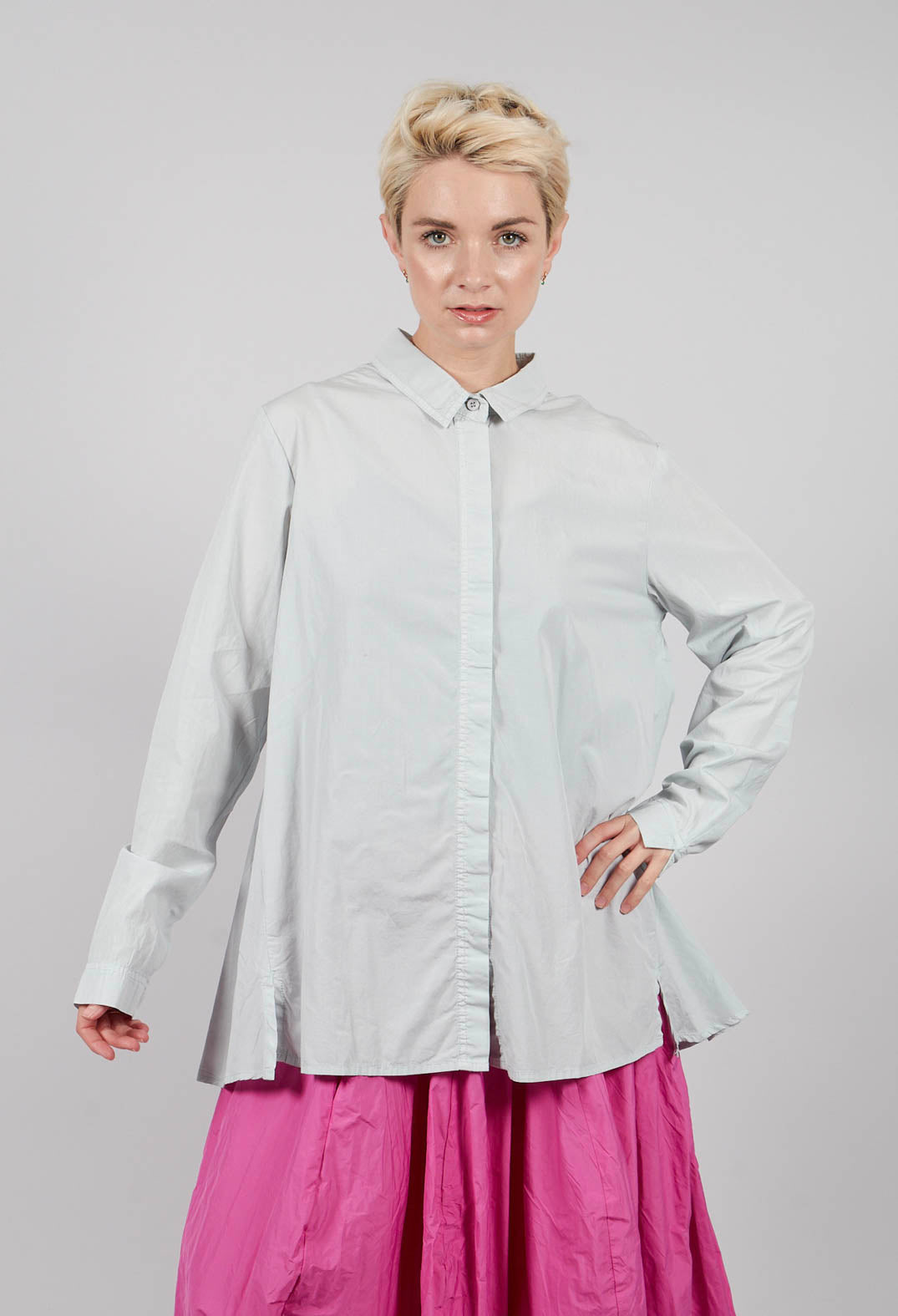 Cotton Shirt with Pleated Back in Light Grey - 3350403