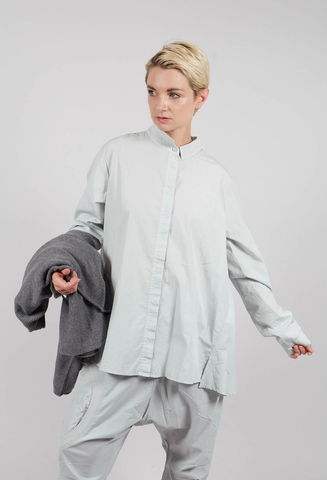 Cotton Shirt with Pleated Back in Light Grey - 3350403