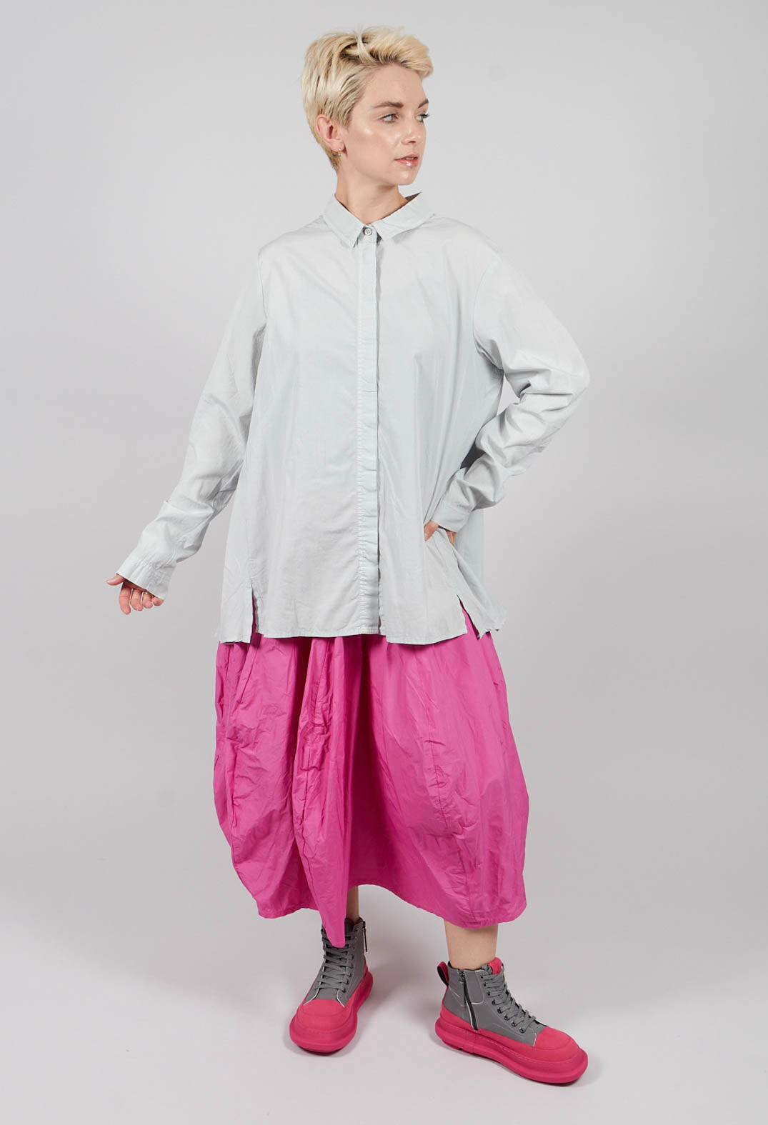 Cotton Shirt with Pleated Back in Light Grey - 3350403