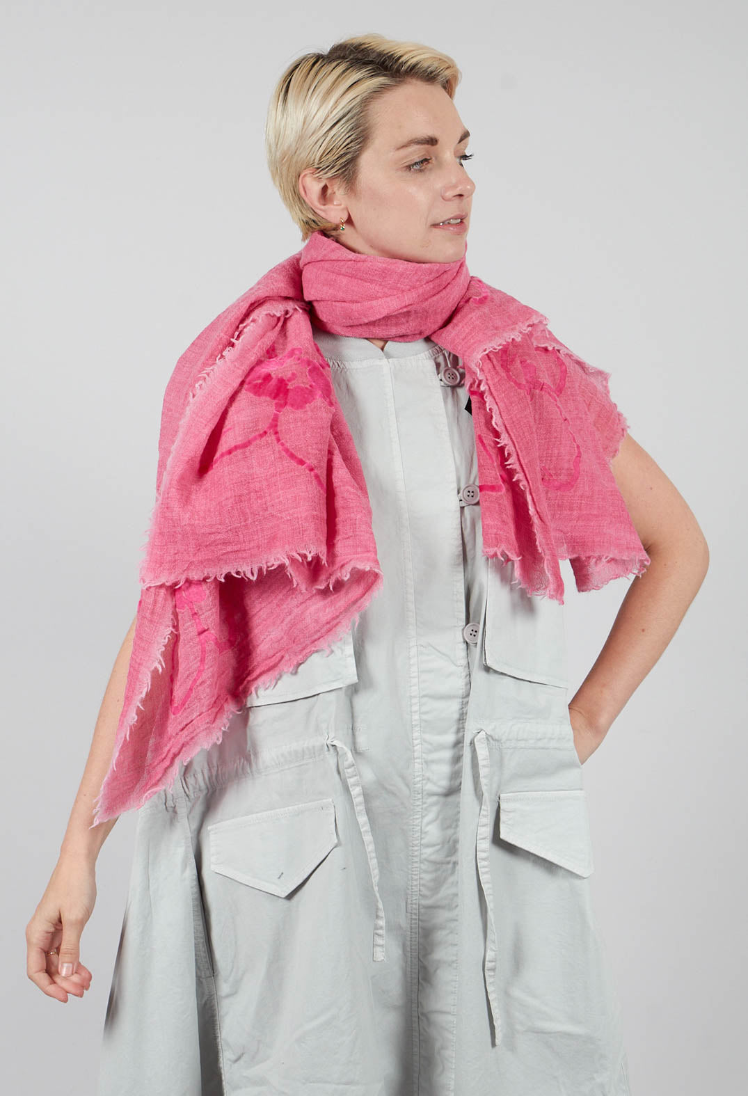 Lightweight Motif Scarf in Lily with Lotusflock - 3361404