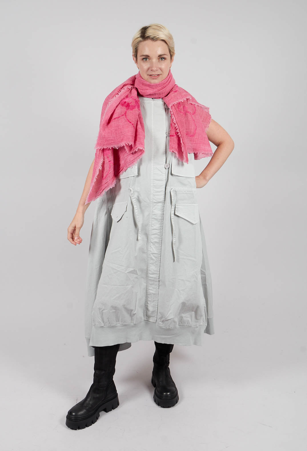 Lightweight Motif Scarf in Lily with Lotusflock - 3361404