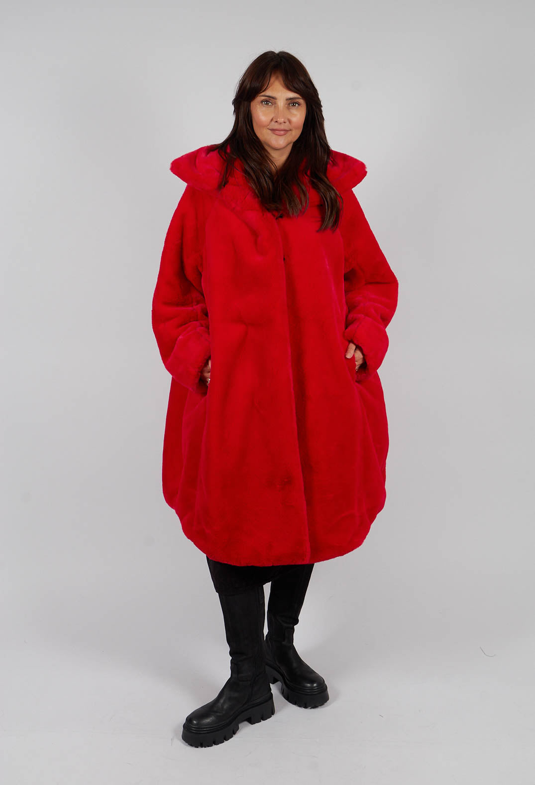 Oversized Faux Fur Coat in Rose - 3431202