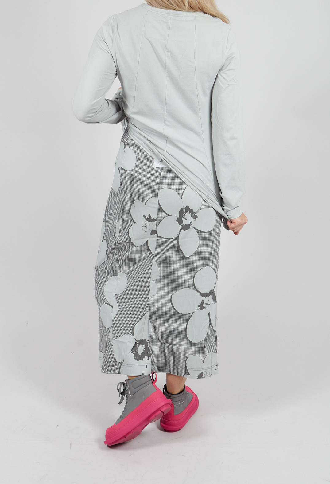 Longline Pencil Skirt in Dark Grey Print - 3440301