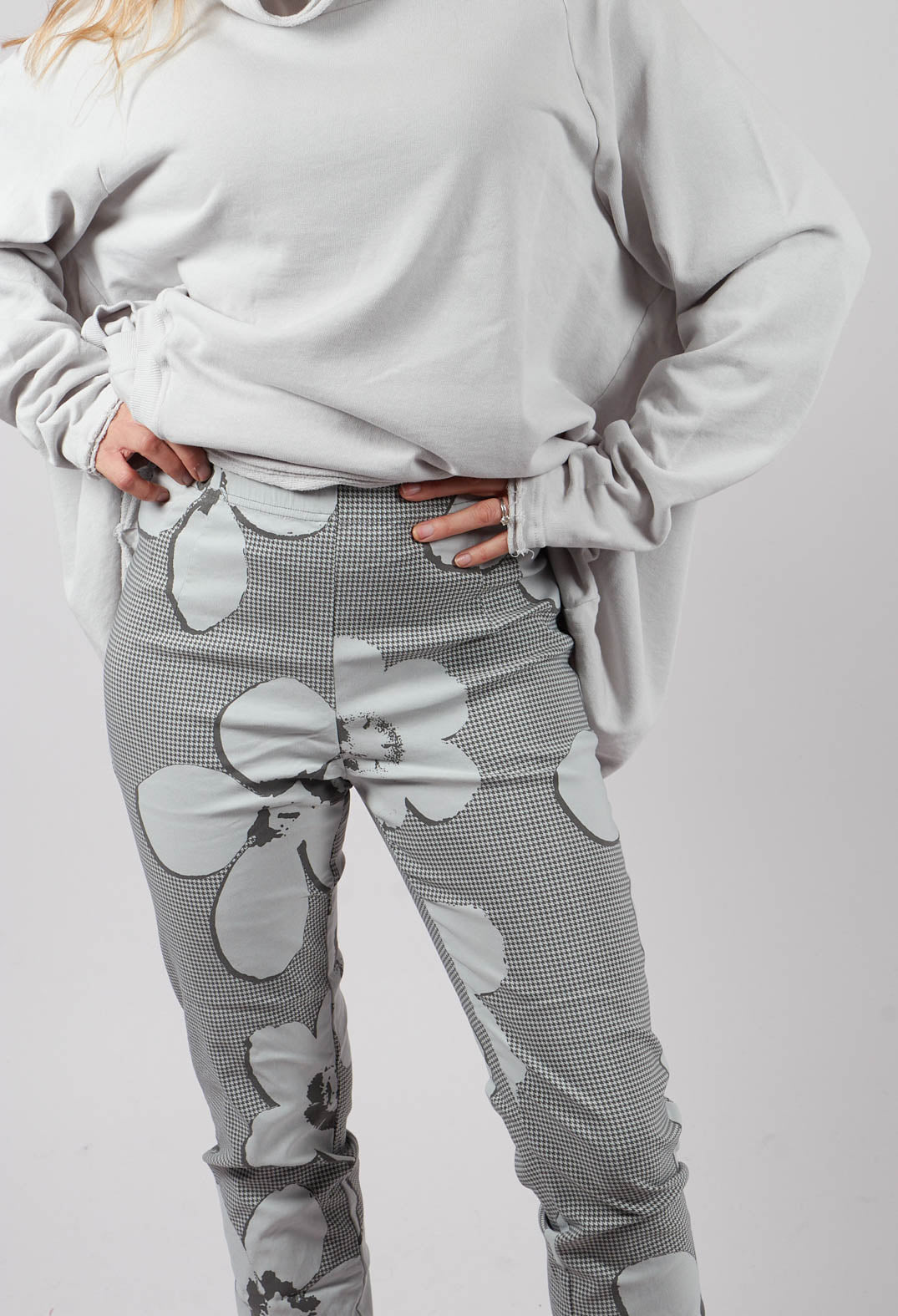 Pull On Skinny Fit Trousers in Dark Grey Print - 3440112