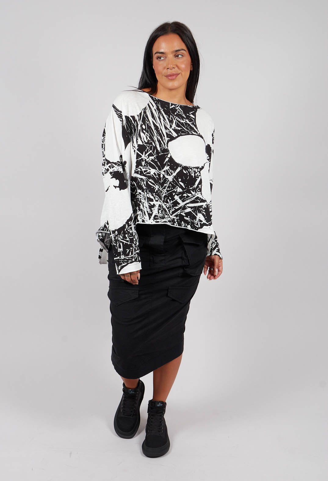 Long Sleeve T-Shirt in Black Off White Print - 3640501