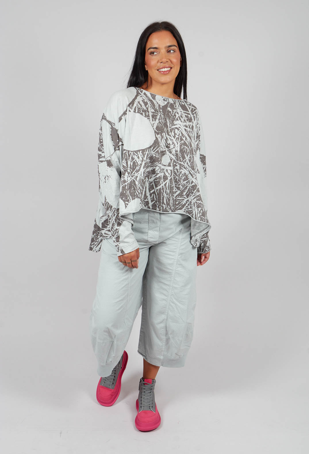 Long Sleeve T-Shirt in Dark Grey Print - 3640501
