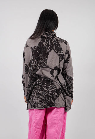 Longline Top with Feature Pocket in Black Print - 3640502