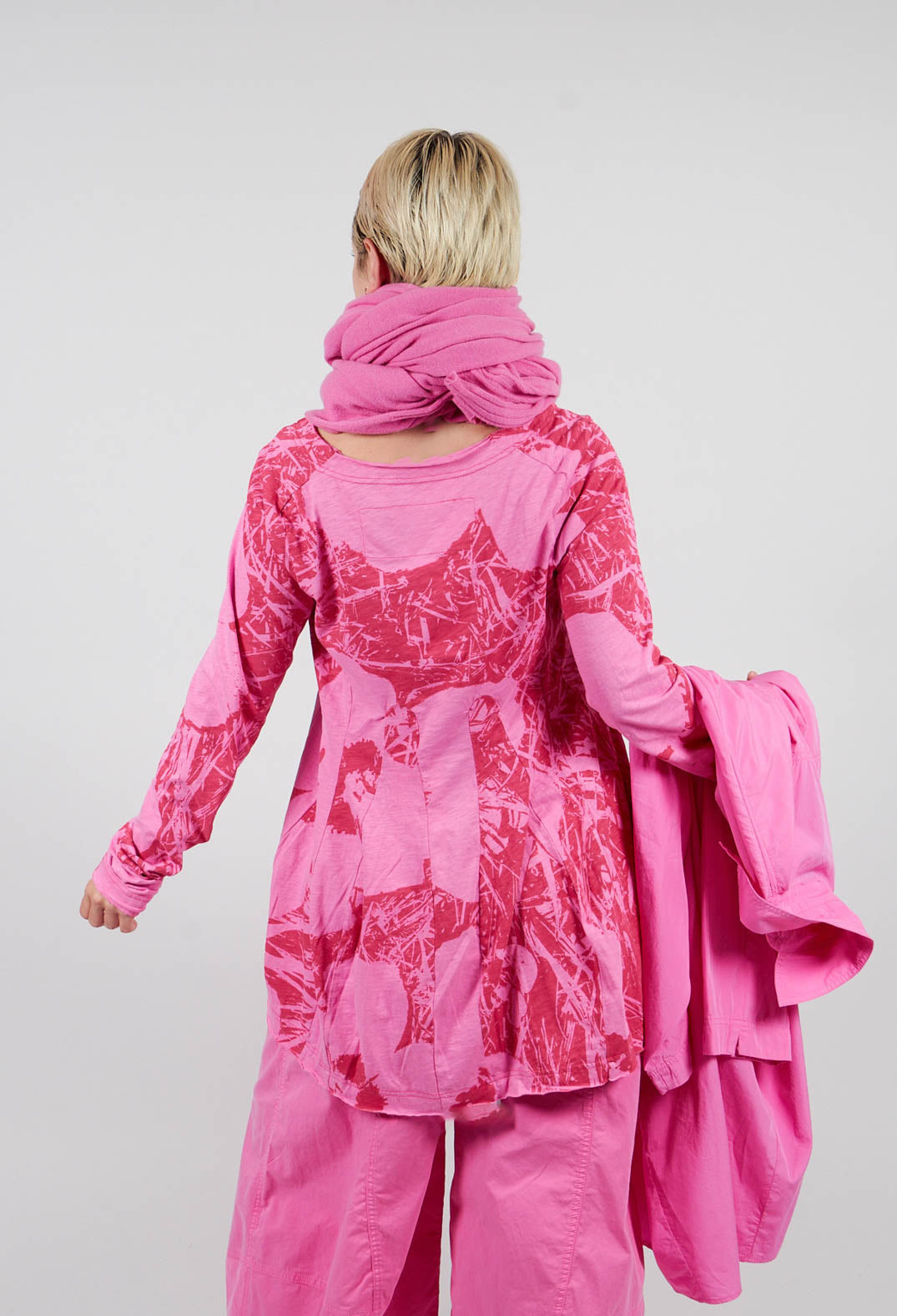 Long Sleeve T-Shirt with Flared Hem in Lotus Print - 3640506