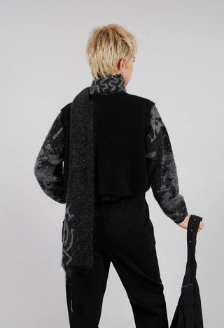 Cropped Sleeveless Cardigan in Black