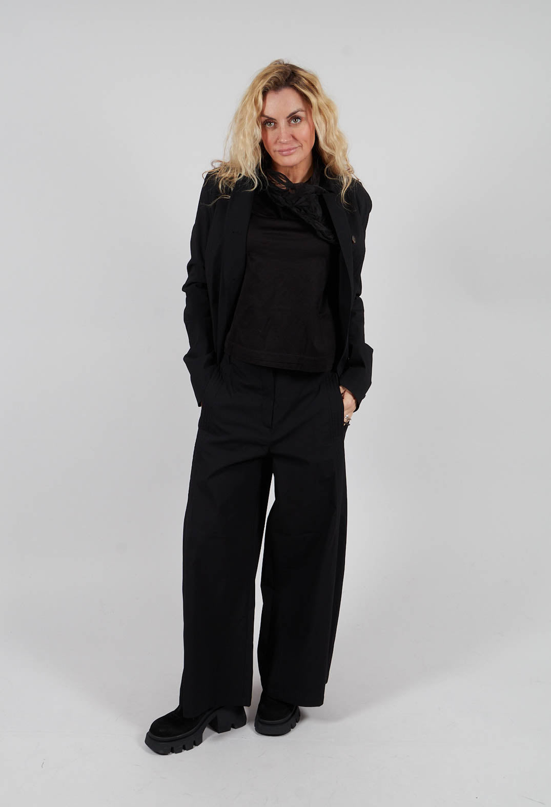 Jul Trousers in Black