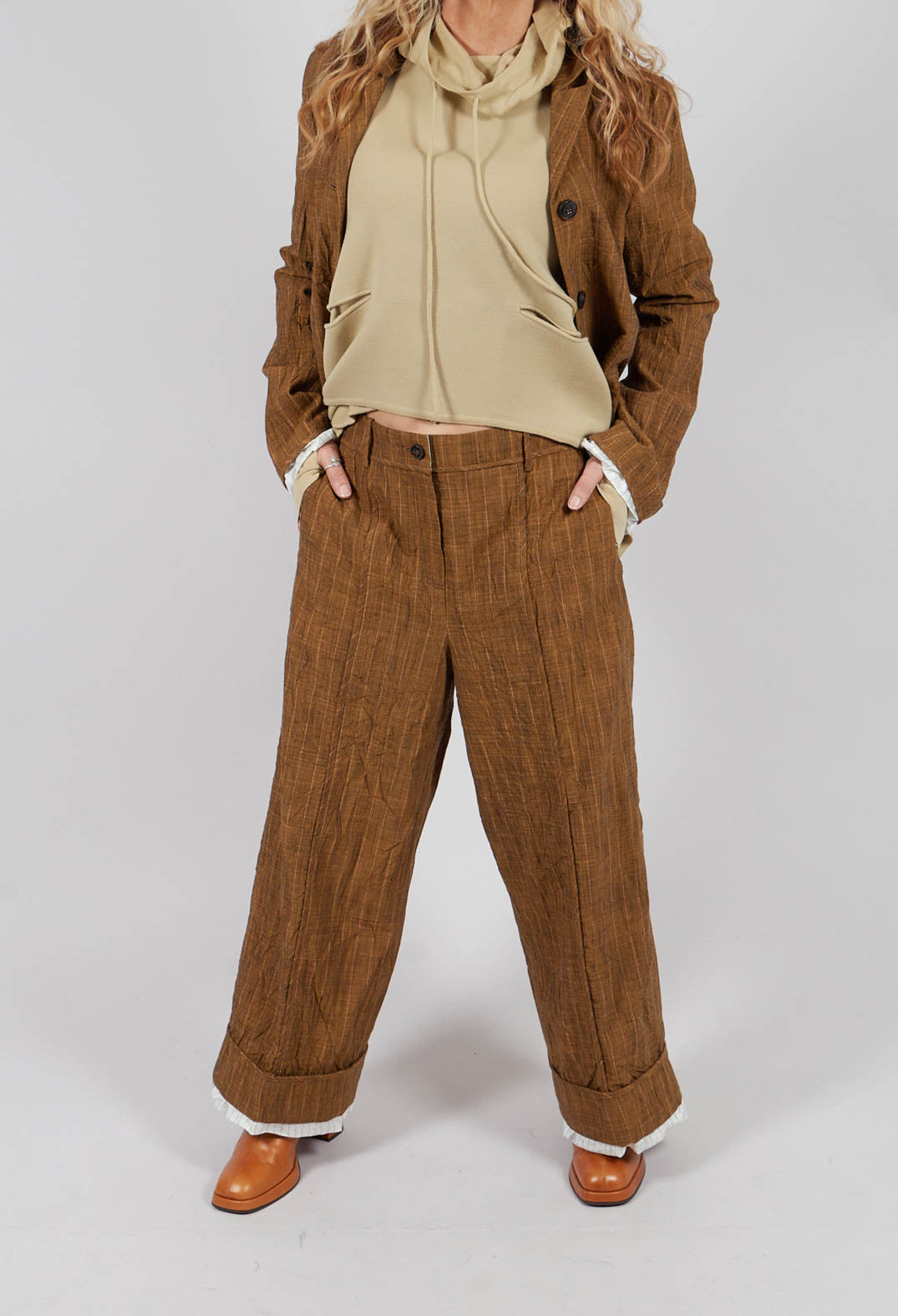 Spok Trousers in Orange