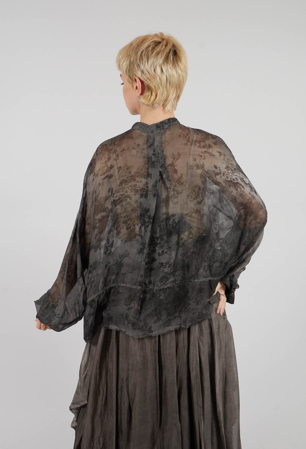 Boxy Shirt in Ash Grey Print
