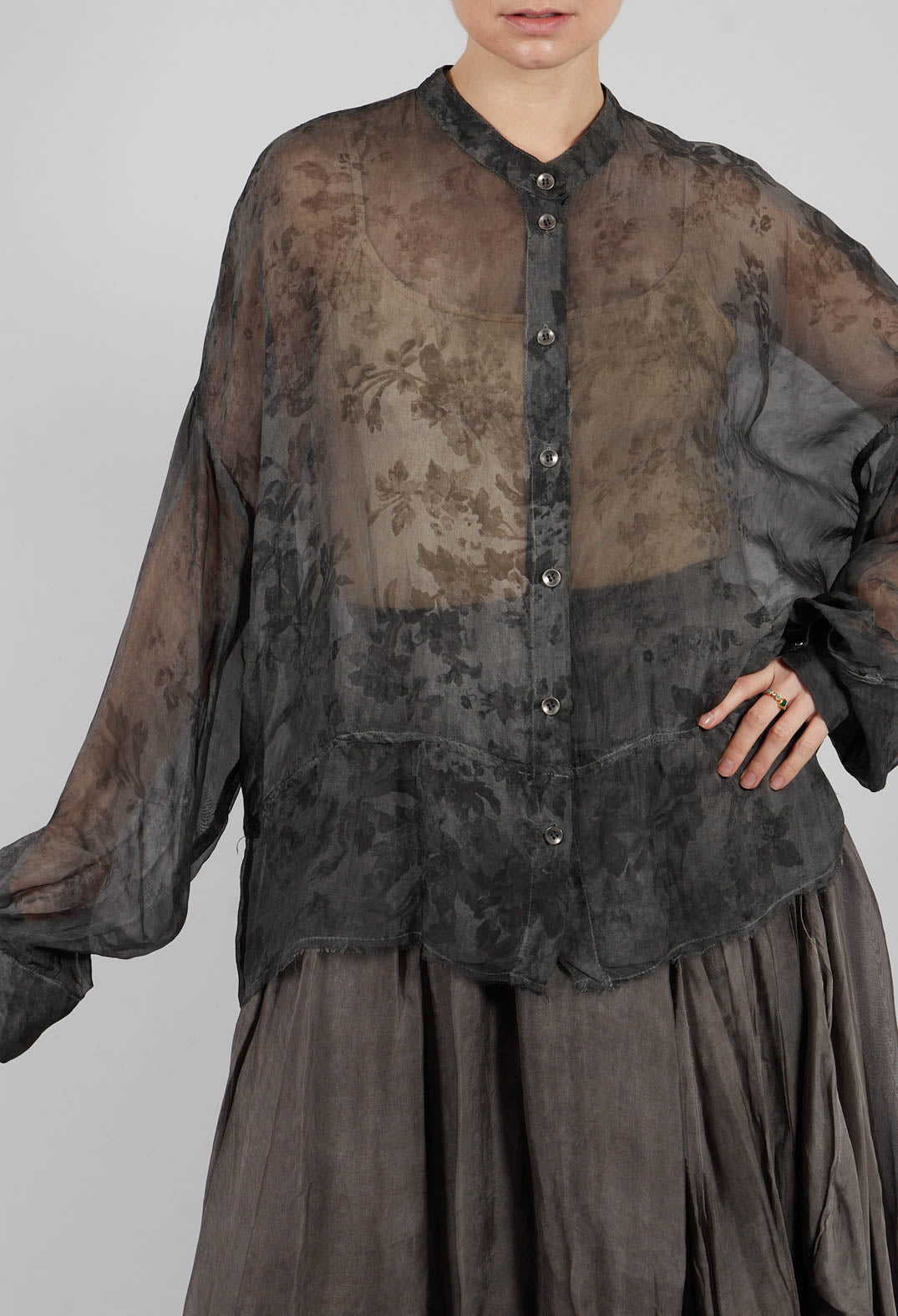 Boxy Shirt in Ash Grey Print