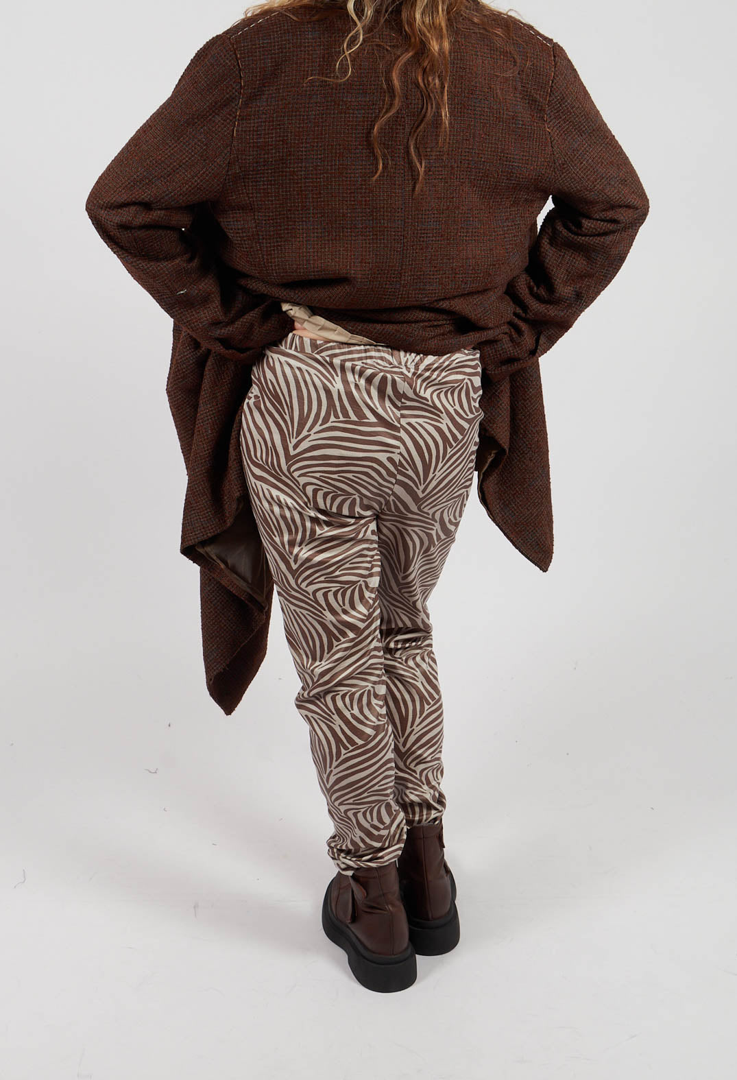 Seara Trousers in Black and White