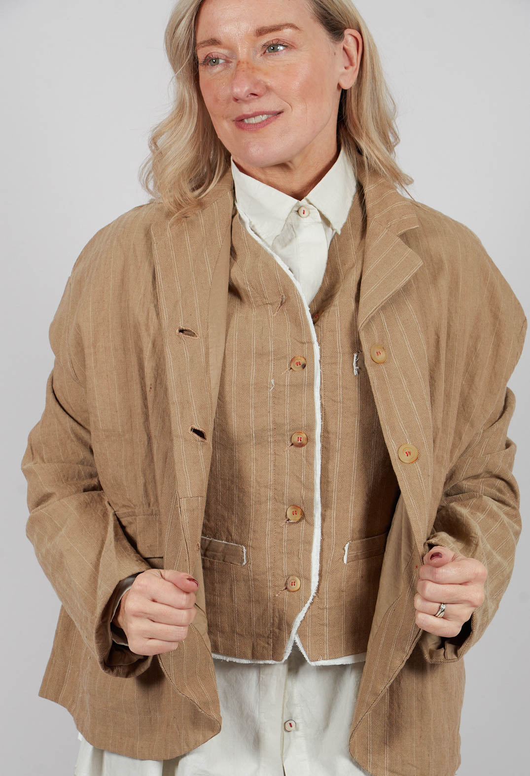 Vivienne Jacket in Tan