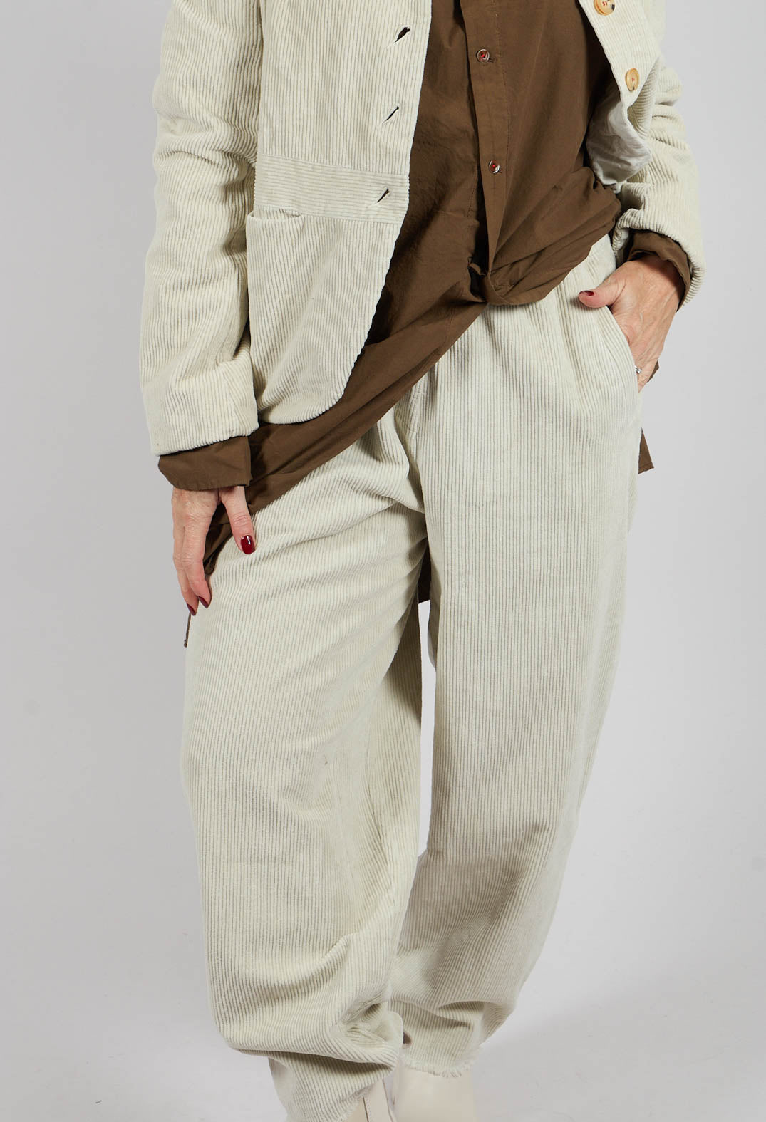 Paja Trousers in Sand