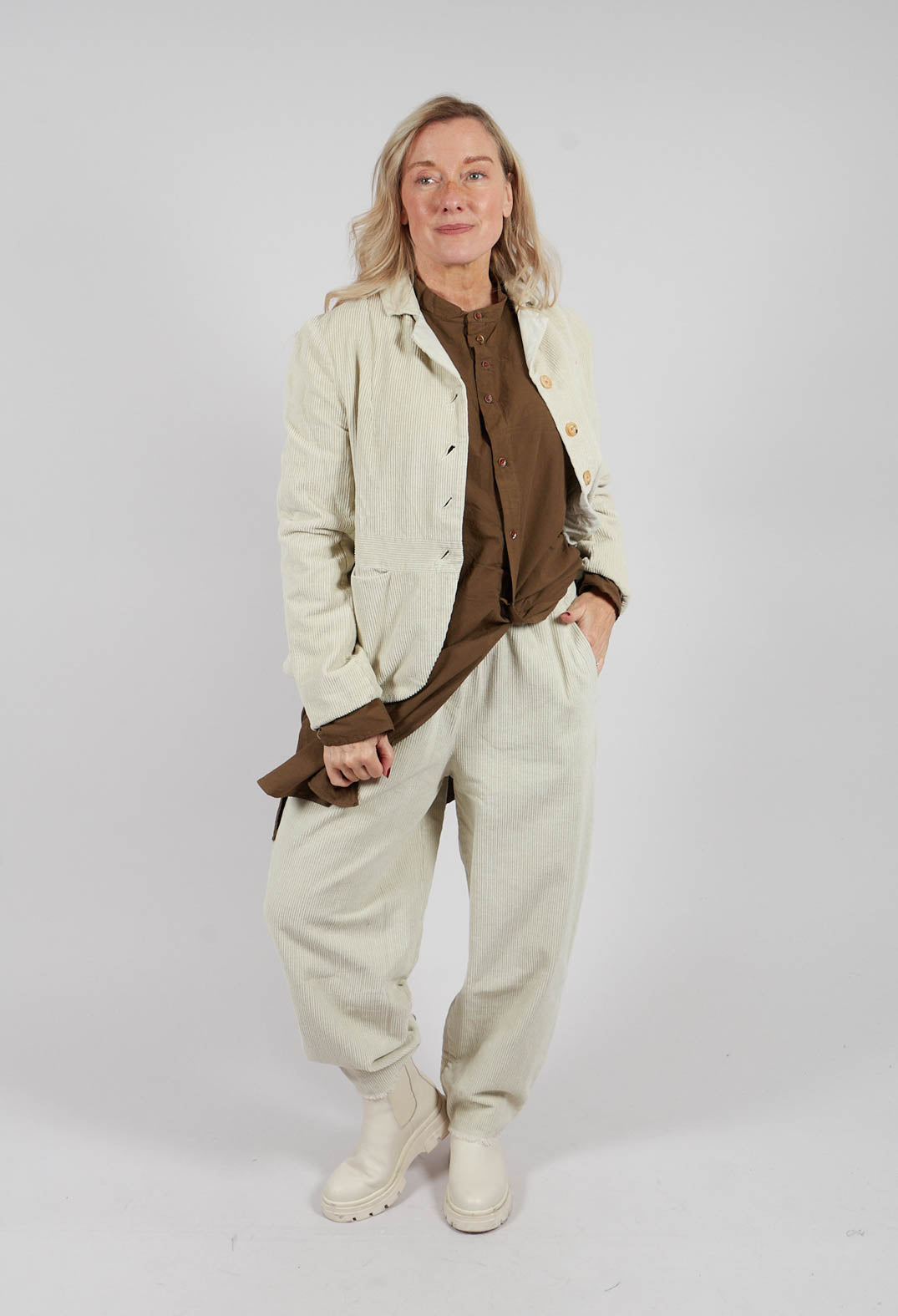Paja Trousers in Sand