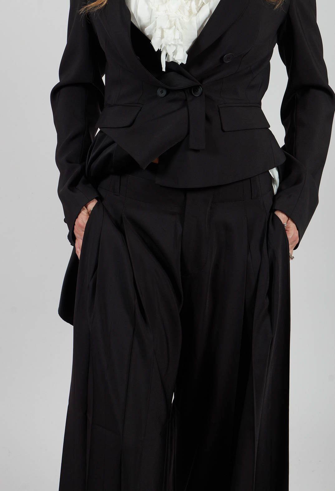 Breakaway Pants in Black