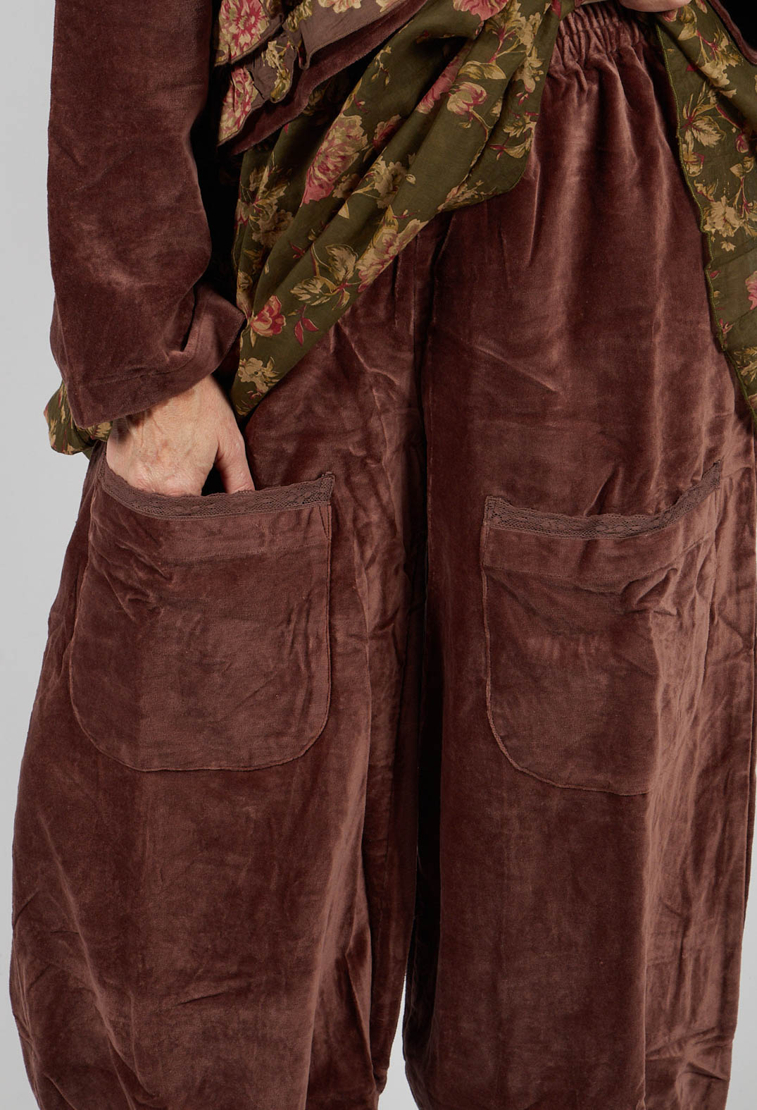 Gus Trousers in Velours Ras Bois de Rose