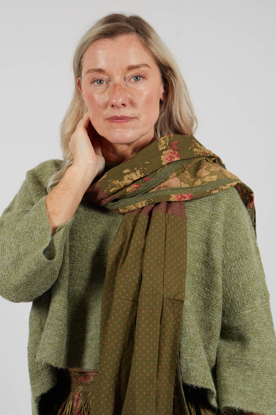 Pauline Scarf in Mixte B