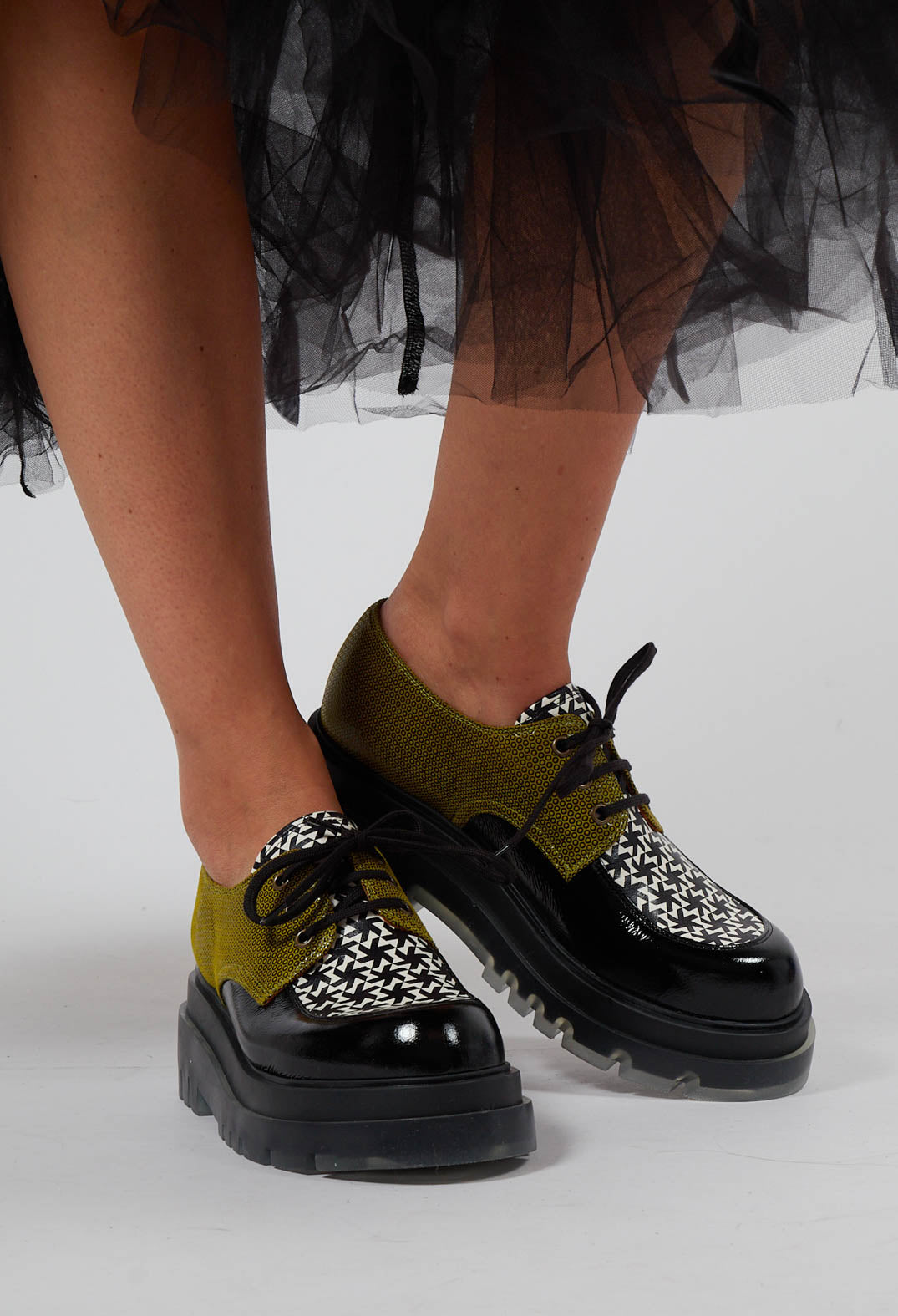 Yolai Lace Up Shoes in Spark Black and Kiwi