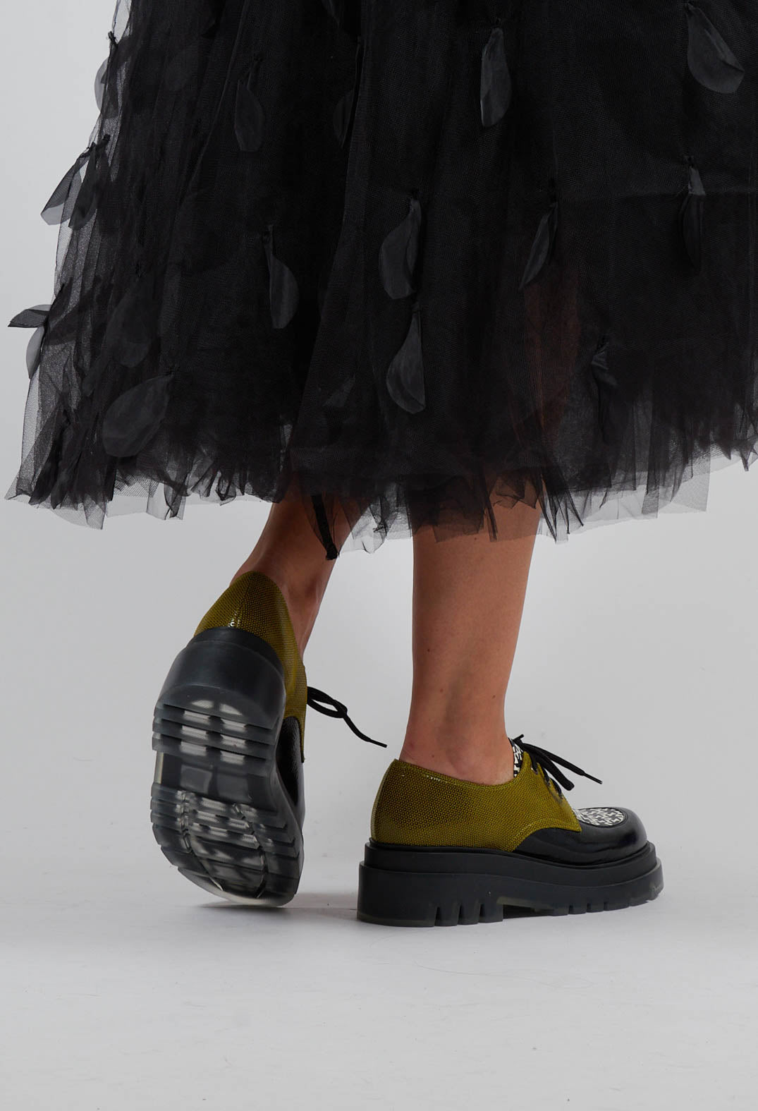 Yolai Lace Up Shoes in Spark Black and Kiwi