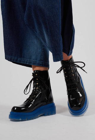 Yuppie Lace Up Boots in Black